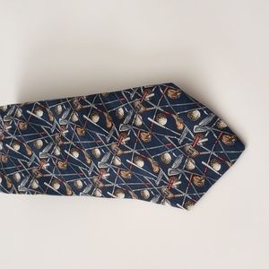 Crooks& Creed - London Silk Tie.